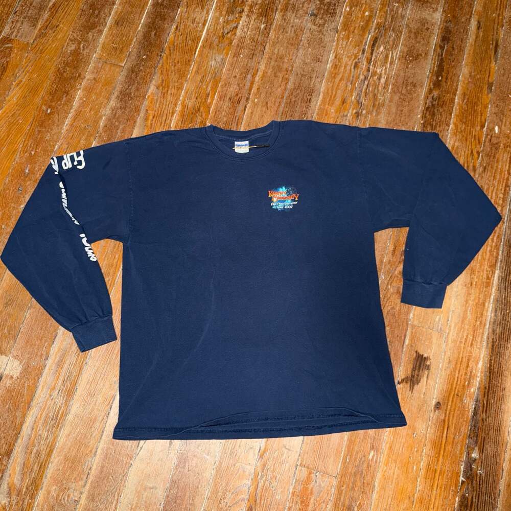 Vintage 2007 Kenny Chesney Flip Flop Summer Tour Graphic Long Sleeve T-Shirt